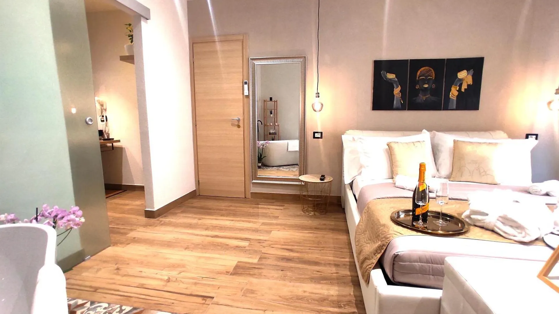 Ti Scialii Suites Rooms And Relax Pachino Bed & Breakfast